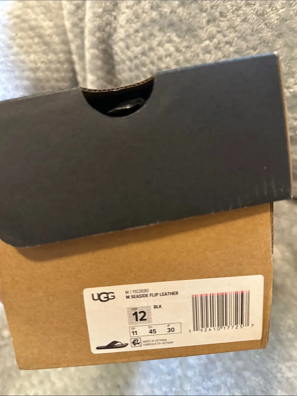 UGG stylish thong